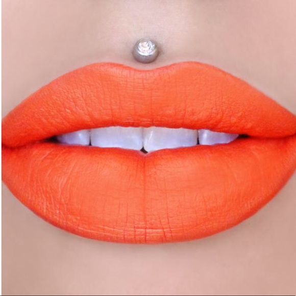 SOLD‼️FLAME THROWER Jeffree Star Liquid Lipstick! - Picture 2 of 8